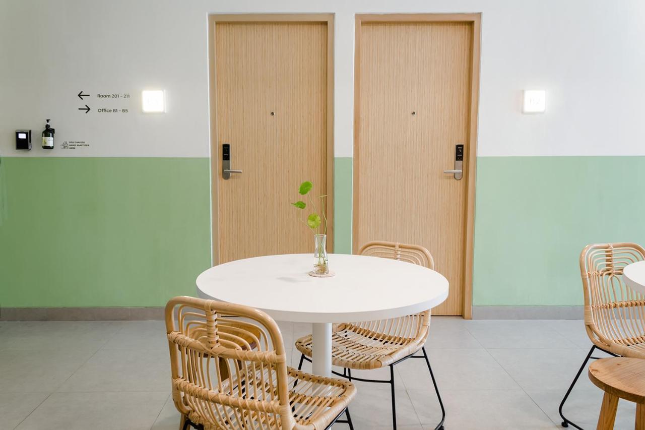 Sanctuary Spaces By Twospaces จาการ์ตา ภายนอก รูปภาพ